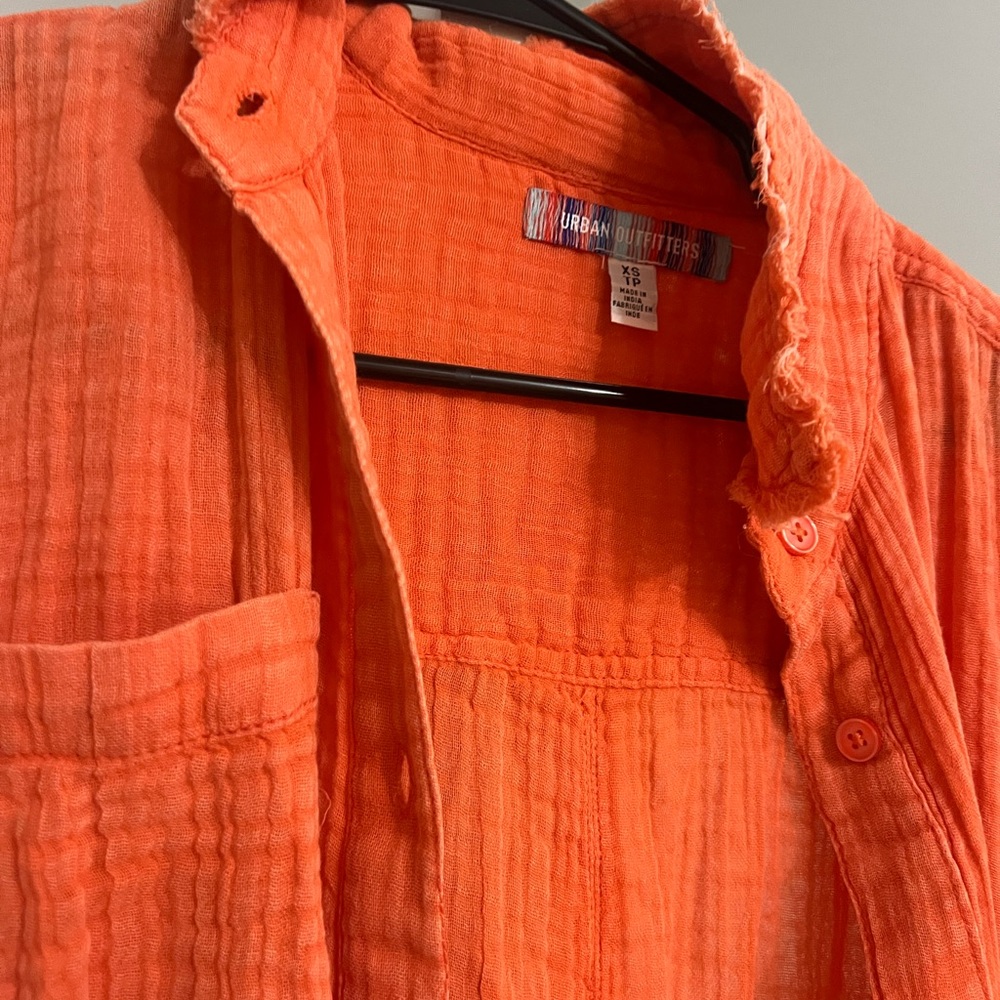 flowy button up - Picture 2 of 3